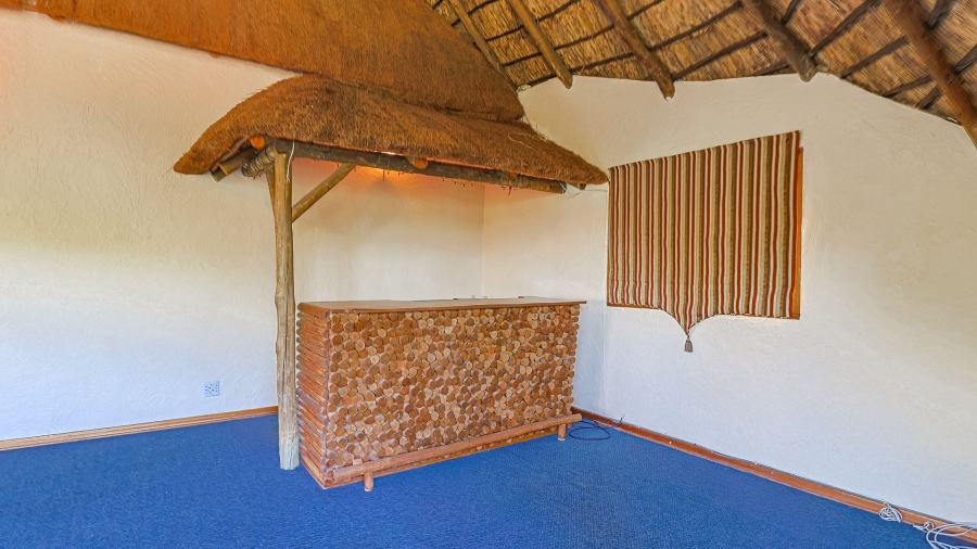 5 Bedroom Property for Sale in Protea Park North West